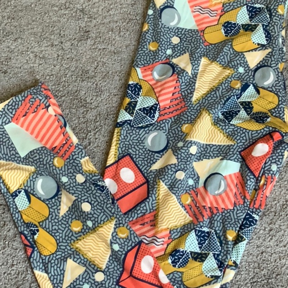LuLaRoe Gray and Yellow Leggings Playful Pattern